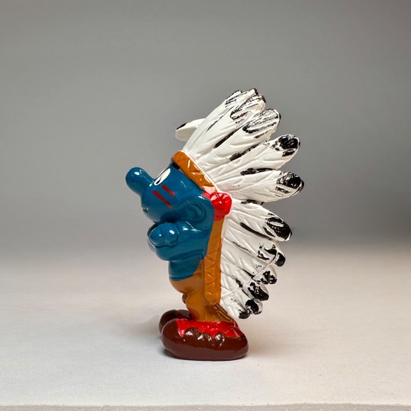 Vintage Schleich Indian Smurf Figure (1981) – Hong Kong Made - Picture 6 of 9